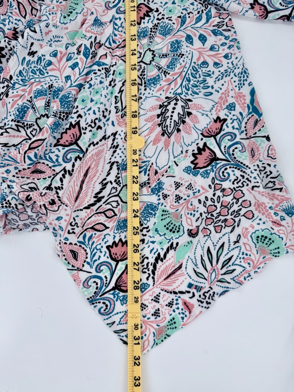 Torrid Gauze Roll Tab Sleeve Open Front Paisley Kimono Size 1 Plus Size - Picture 8 of 8